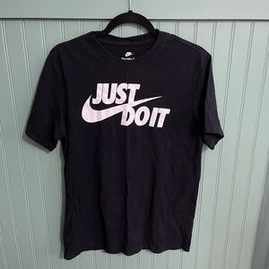 Nike Black Men's T-Shirt with Just Do It Logo